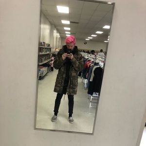 Meet your Posher, Ian